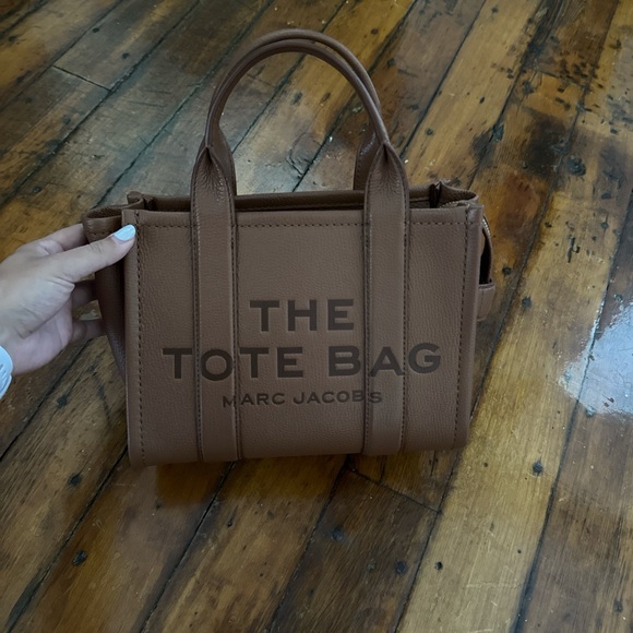 Marc Jacobs Tan Leather Tote Bag - Picture 1 of 7